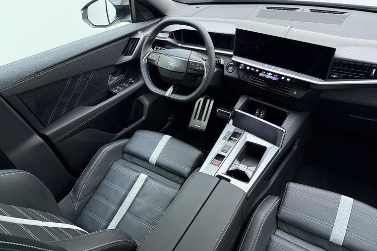 Vehicle Image 19