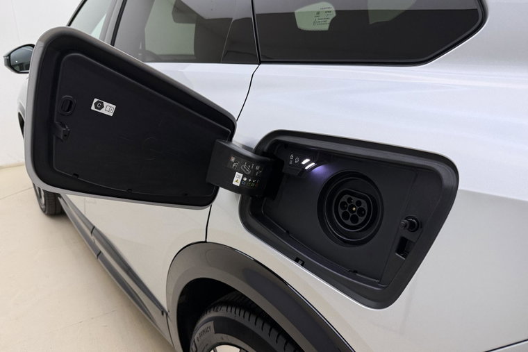 Vehicle Image 20