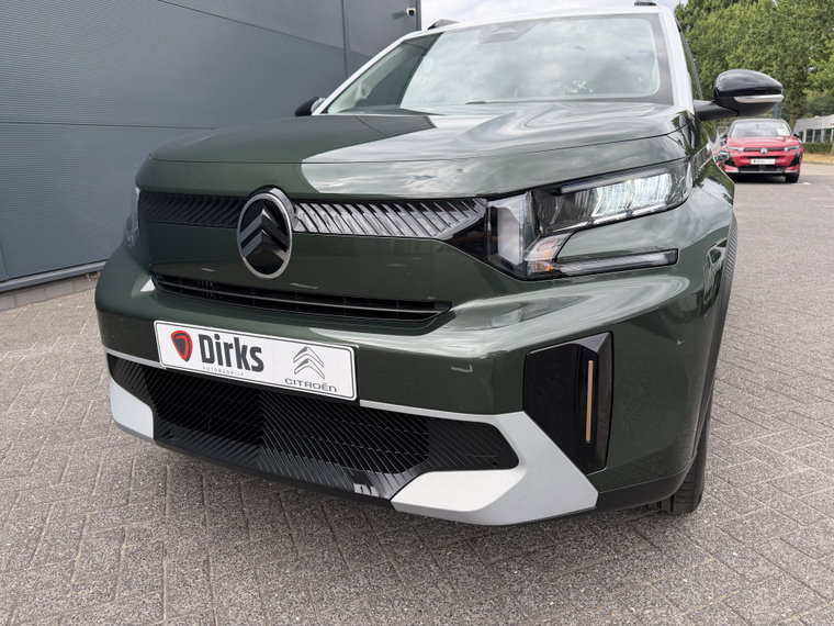 Vehicle Image 24