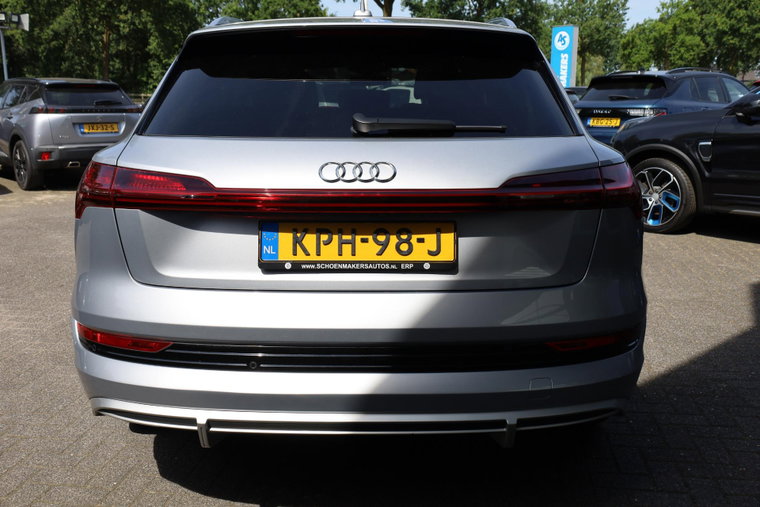 Vehicle Image 39