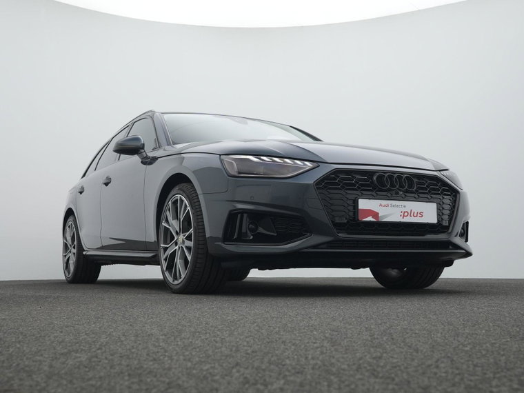 Vehicle Image 17