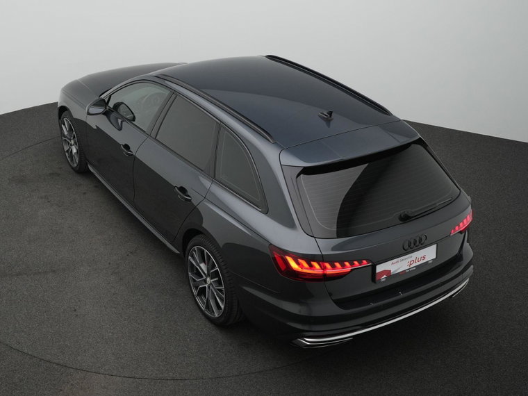 Vehicle Image 21