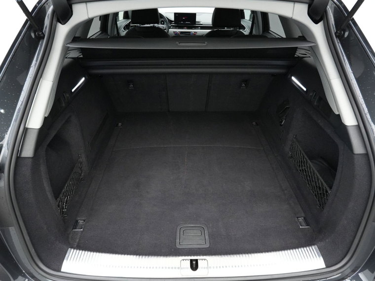 Vehicle Image 24