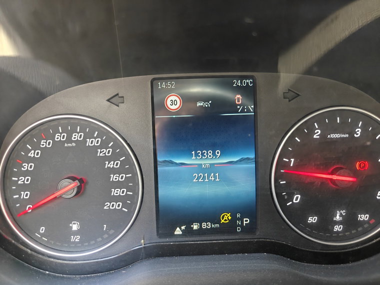 Vehicle Image 15