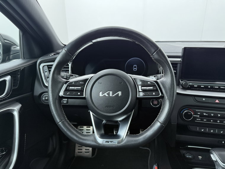 Vehicle Image 37
