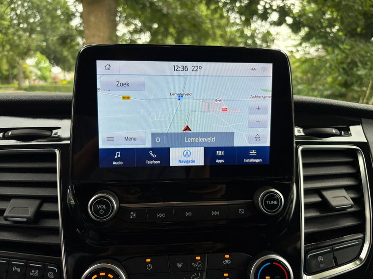 Vehicle Image 21