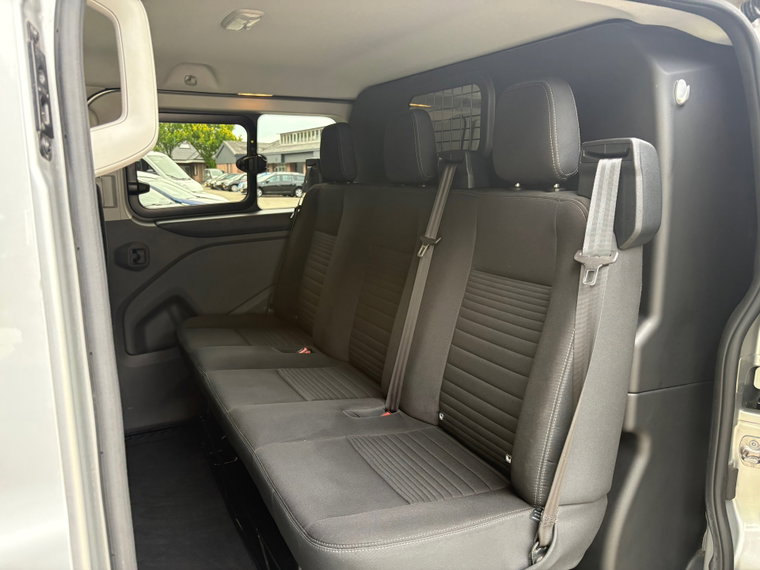 Vehicle Image 10