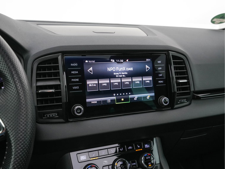 Vehicle Image 17