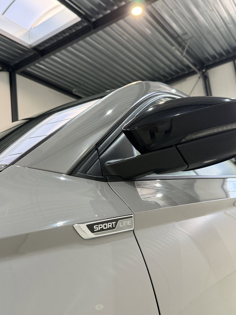 Vehicle Image 37