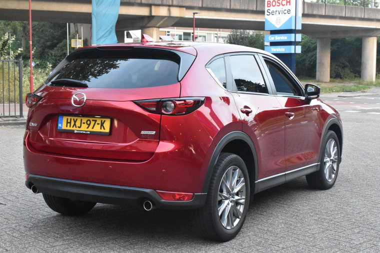 Vehicle Image 5