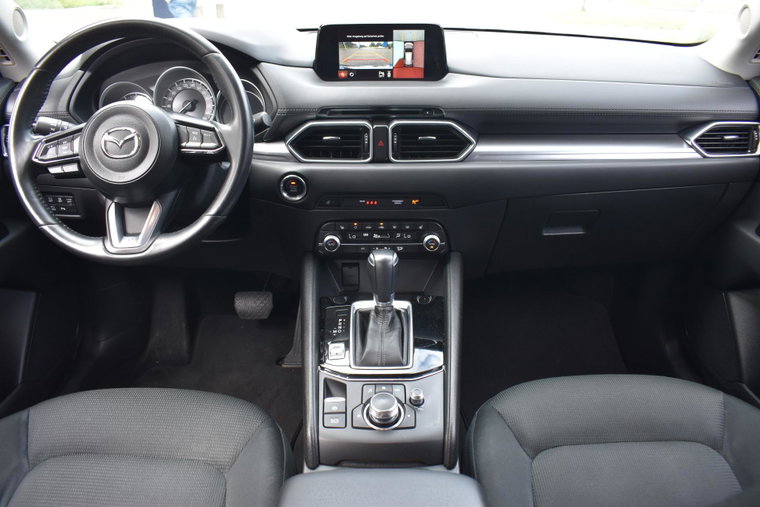 Vehicle Image 7