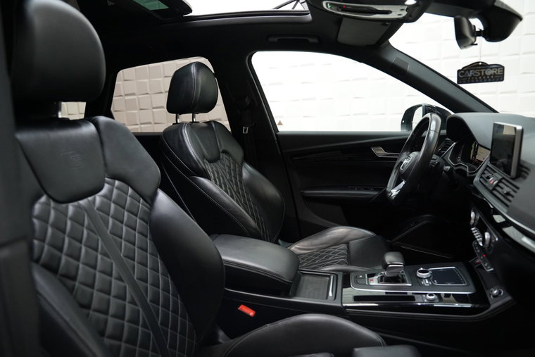 Vehicle Image 37