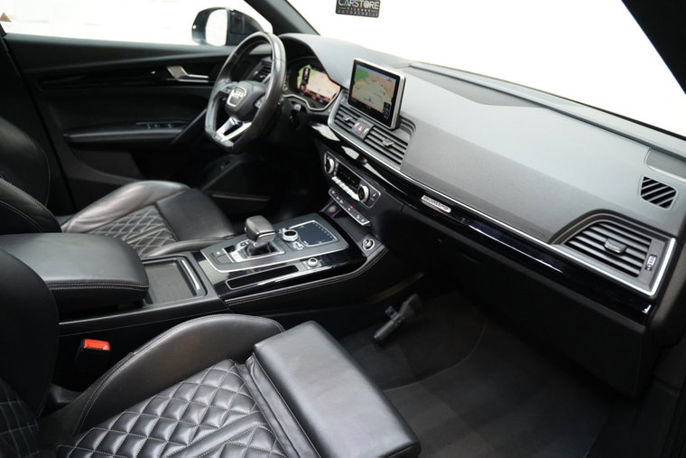 Vehicle Image 45