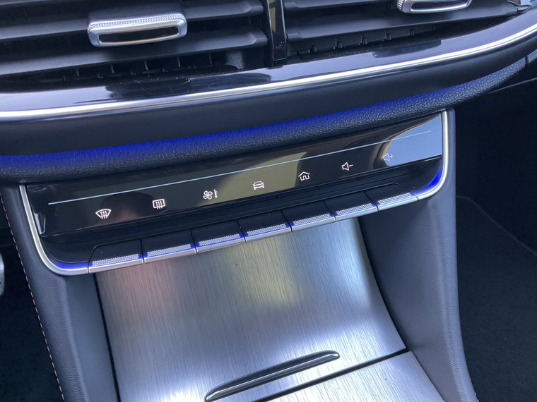 Vehicle Image 40