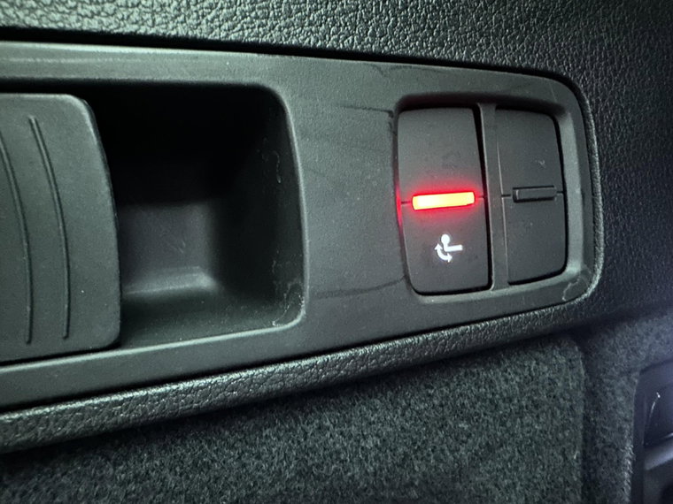 Vehicle Image 39