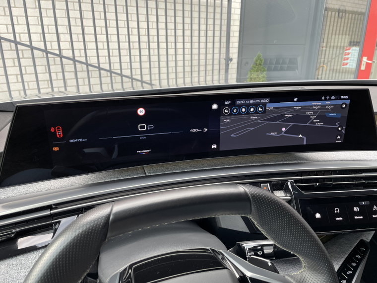 Vehicle Image 37