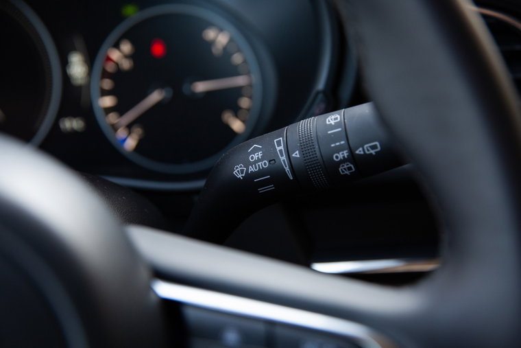 Vehicle Image 25