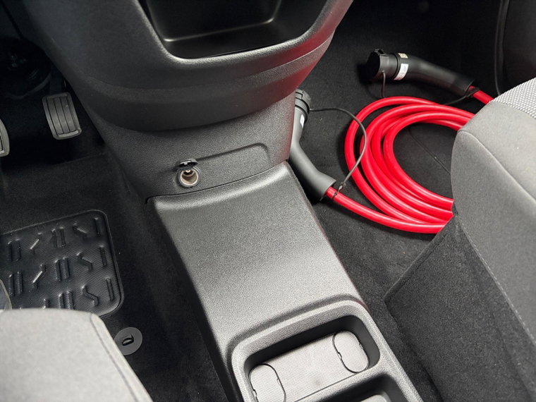 Vehicle Image 33