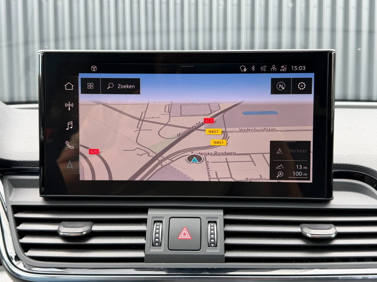 Vehicle Image 15