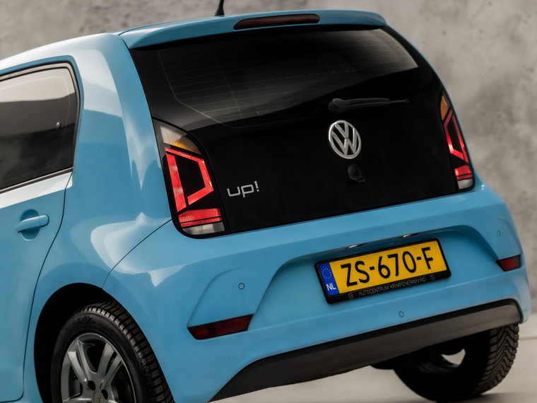 Vehicle Image 15