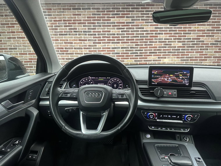 Vehicle Image 38