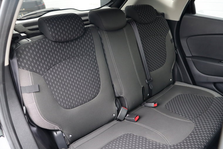 Vehicle Image 18