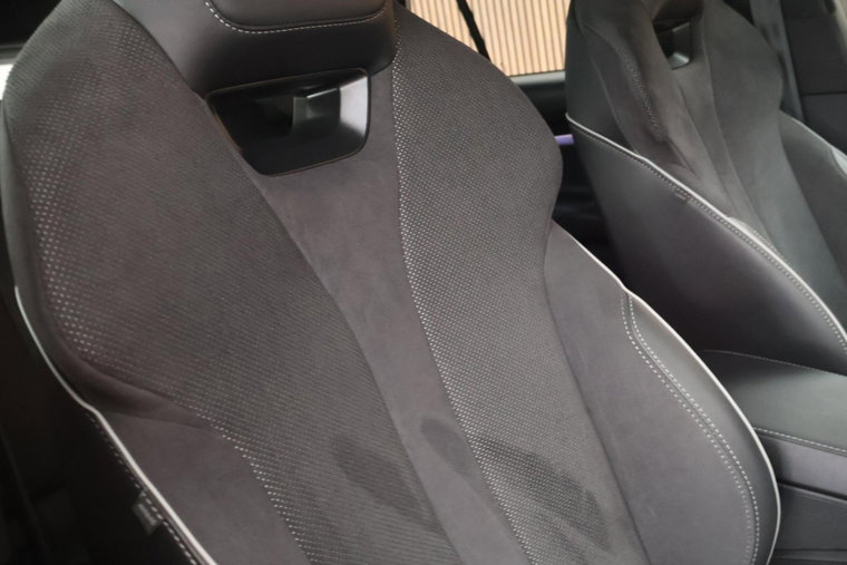 Vehicle Image 47