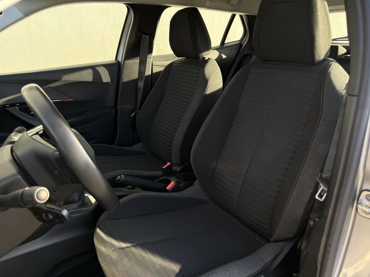 Vehicle Image 22