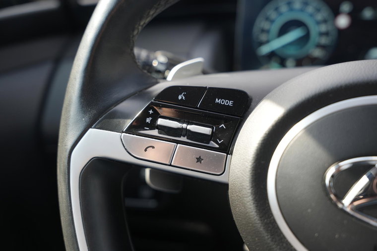 Vehicle Image 24