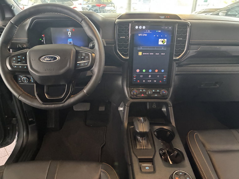 Vehicle Image 17
