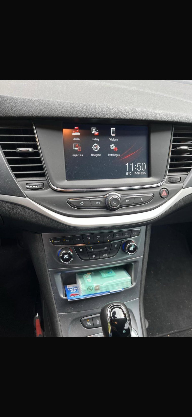 Vehicle Image 14