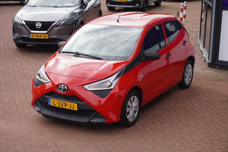 Vehicle Image 18