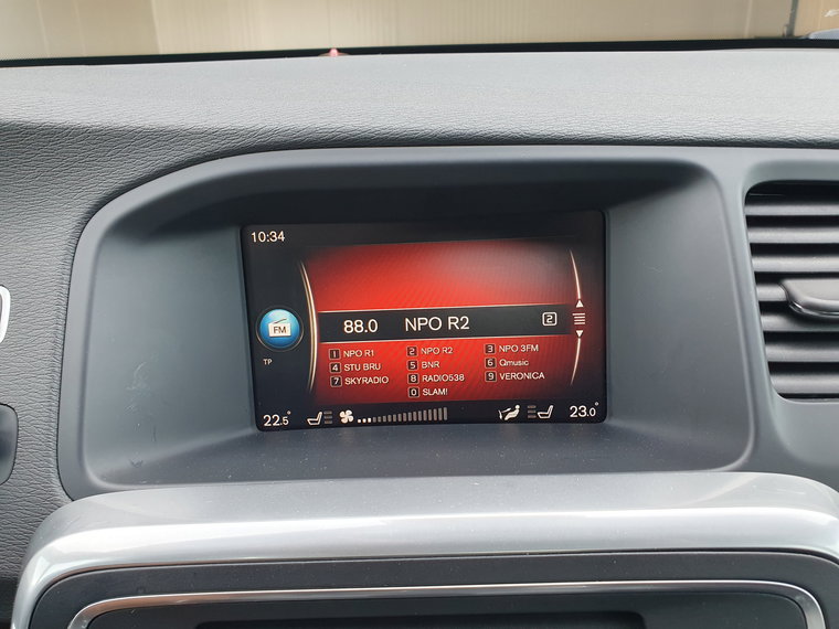 Vehicle Image 32