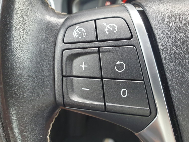 Vehicle Image 37