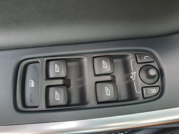 Vehicle Image 41
