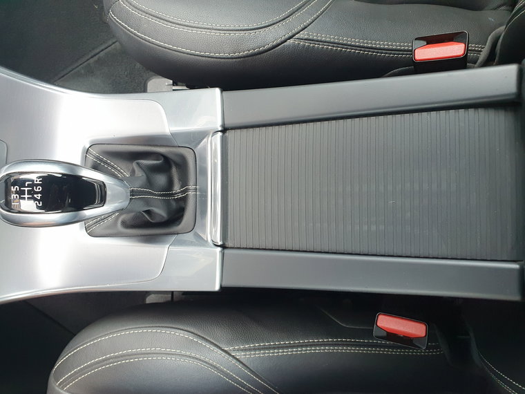 Vehicle Image 42