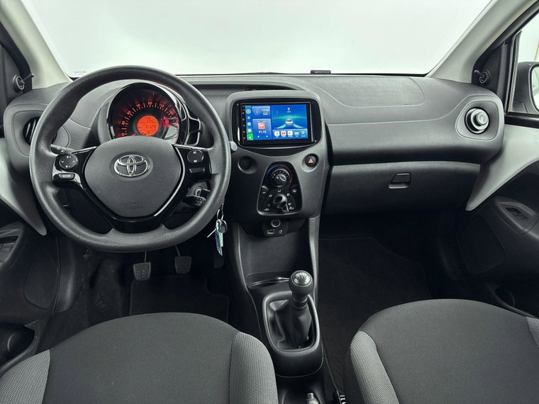 Vehicle Image 19