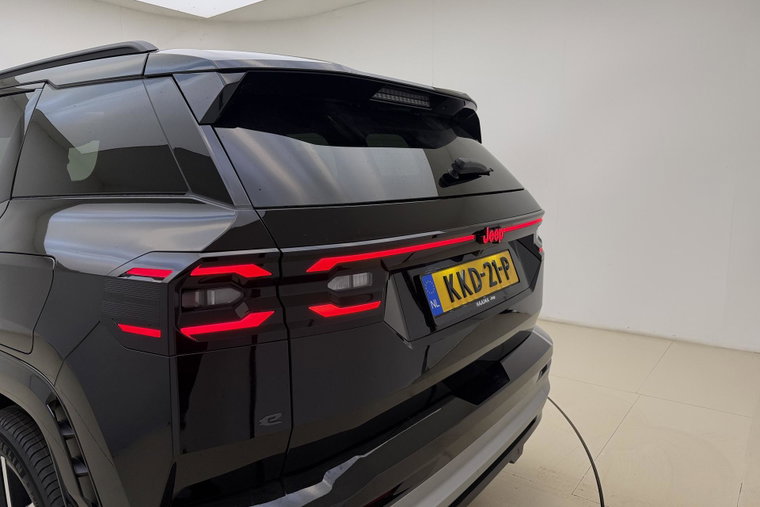 Vehicle Image 42