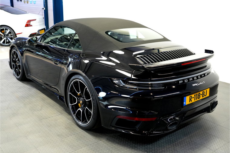 Vehicle Image 28