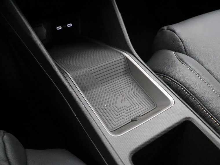 Vehicle Image 33
