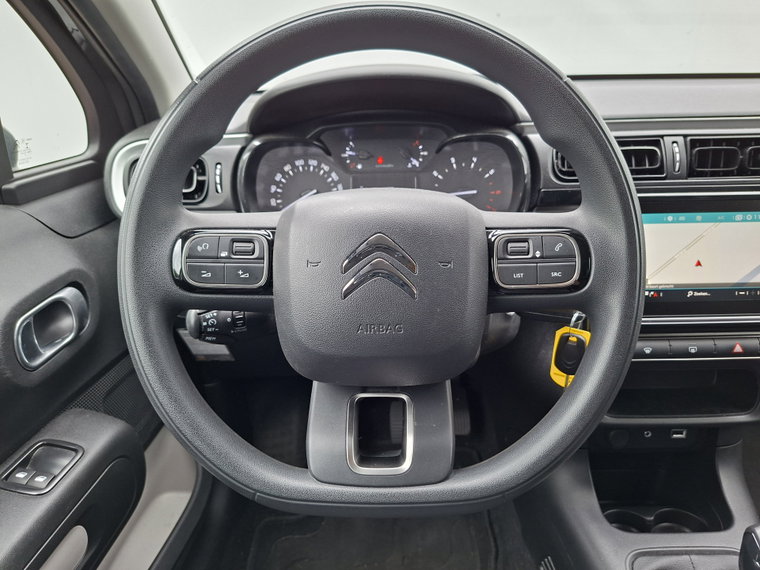 Vehicle Image 22