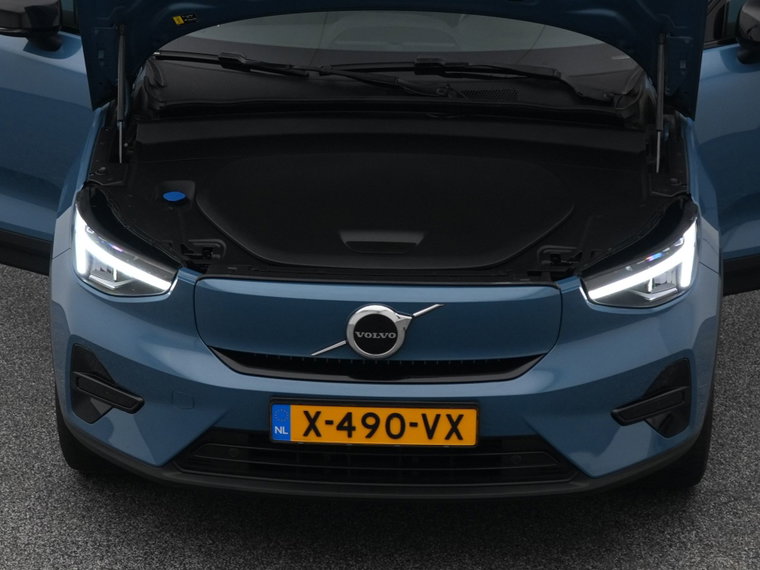 Vehicle Image 32
