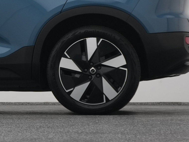 Vehicle Image 41