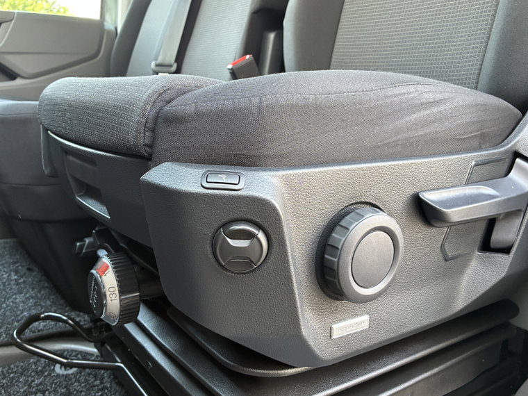 Vehicle Image 22