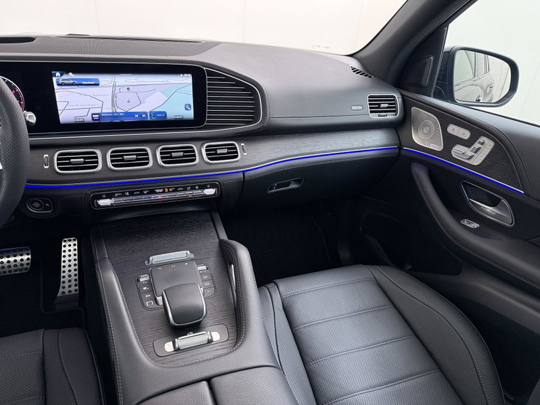 Vehicle Image 37