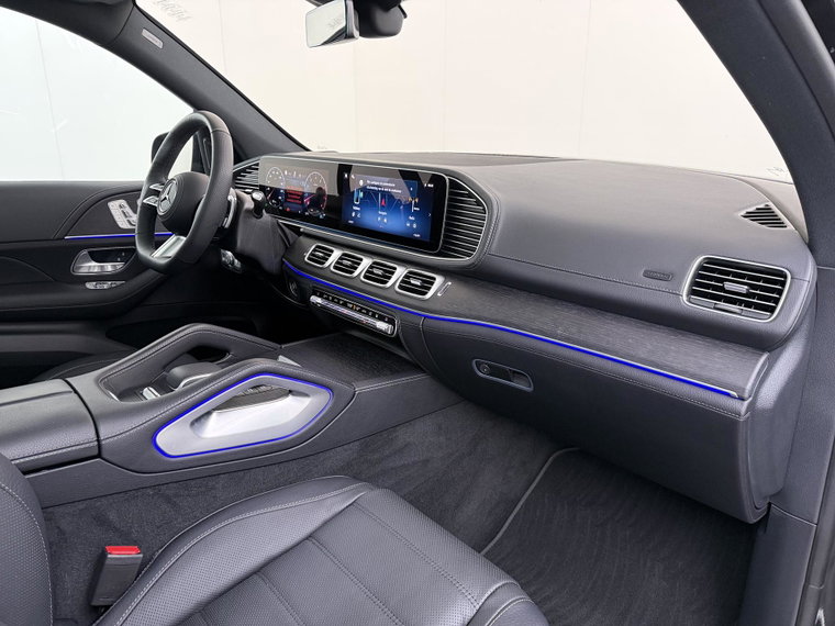 Vehicle Image 60