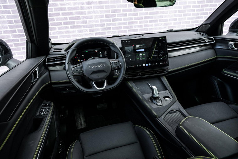 Vehicle Image 11