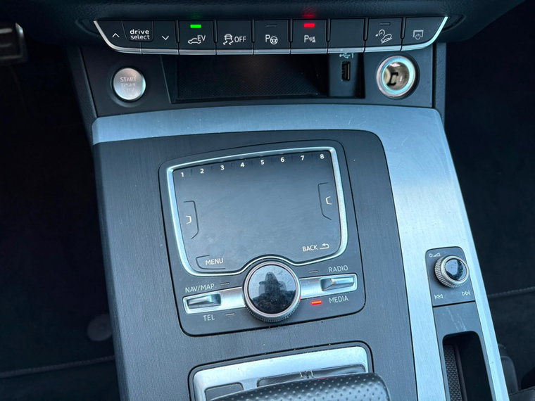 Vehicle Image 27