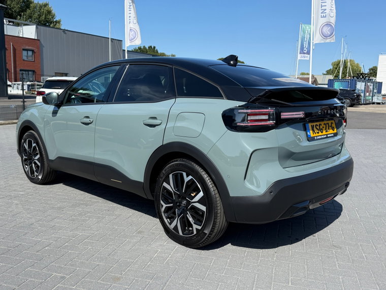 Vehicle Image 27