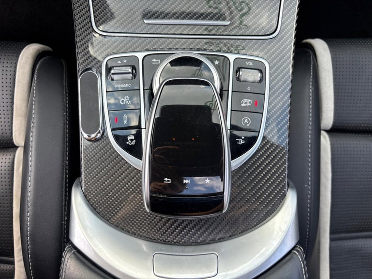 Vehicle Image 38